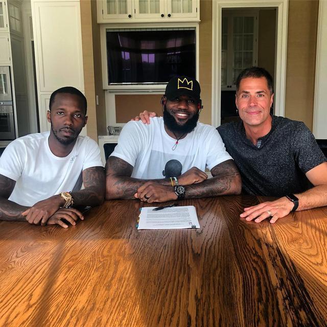 背后空间博 背后空间博