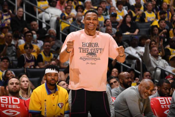 用表现说话 用表现说话